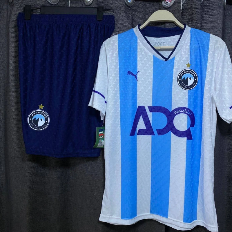Egyptian League kits, player quality